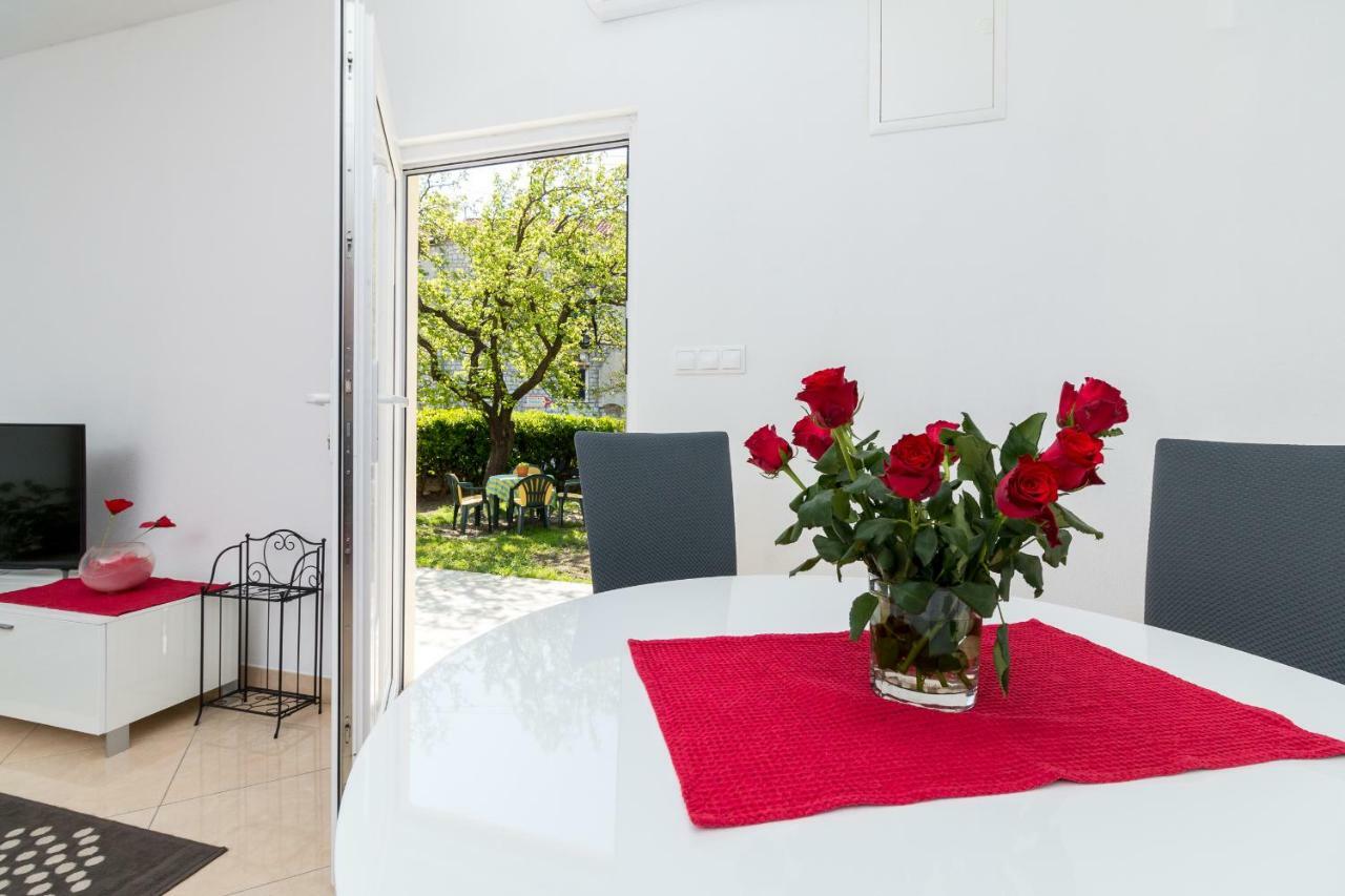 Apartment Jurasin Kaštela Buitenkant foto