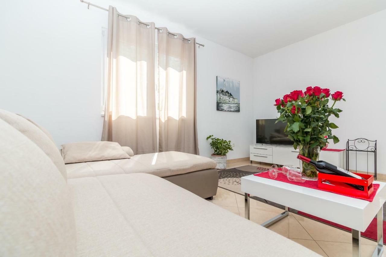 Apartment Jurasin Kaštela Buitenkant foto