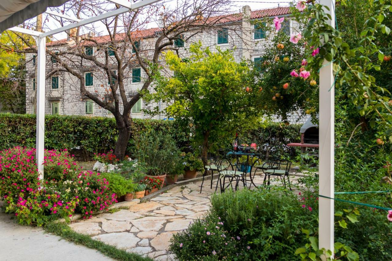 Apartment Jurasin Kaštela Buitenkant foto
